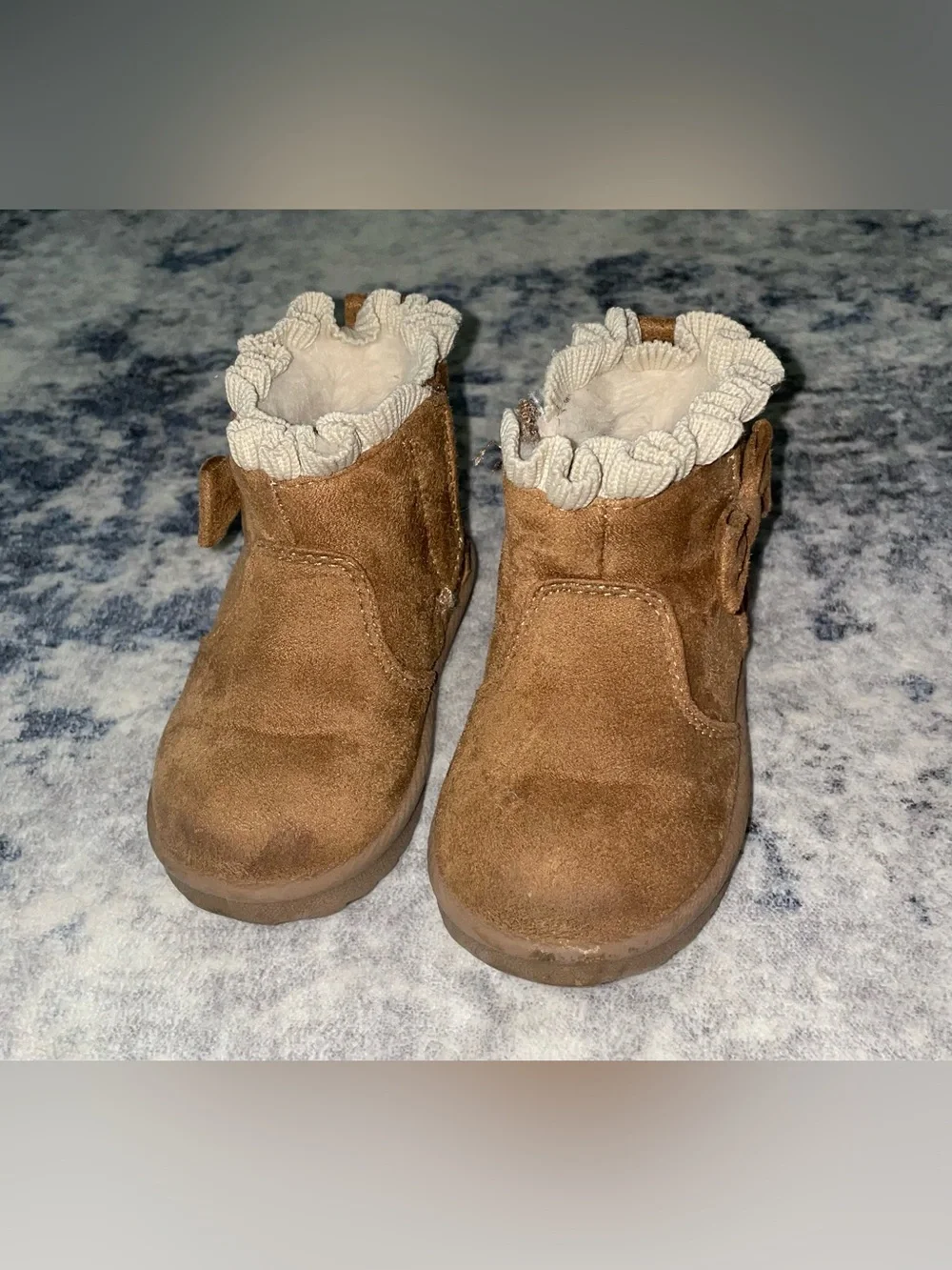 Wonder Nation boots size 4
